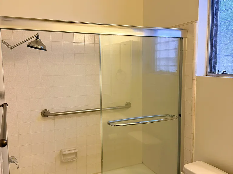 14641 Magnolia Blvd #1 — Photo 6