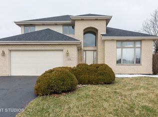 624 Larkspur Ln, Matteson, IL 60443