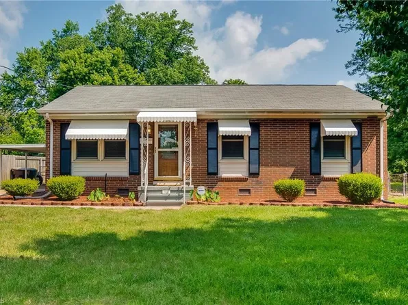 1832 Muncey Ln, Greensboro, NC 27401