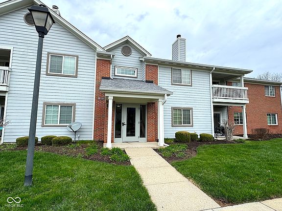 2nd image of 8104 Glenwillow Ln Unit 208