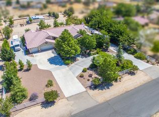 19764 Symeron Rd, Apple Valley, CA 92307