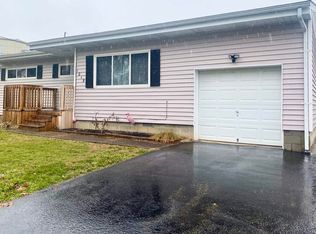 1019 Wilburn St, Flatwoods, KY 41139