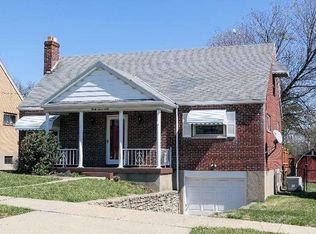 3760 Meadowview Dr, Cincinnati, OH 45211