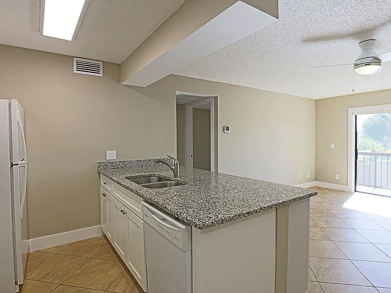 5303 Summerlin Rd #316 — Photo 8