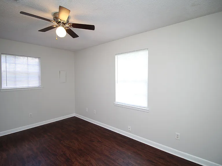 5078 Barbara Ln — Photo 13