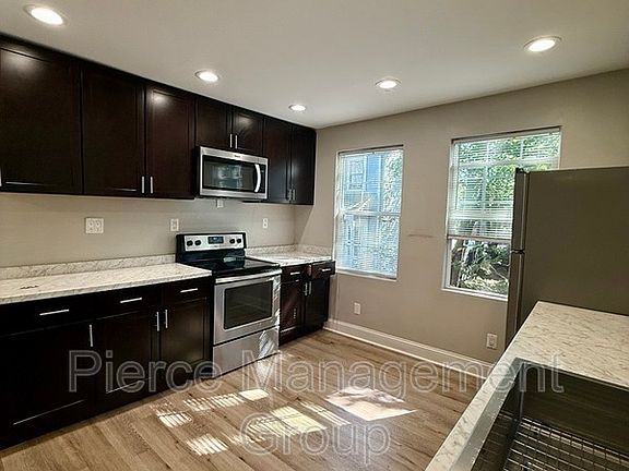 2nd image of 53 S Spring St