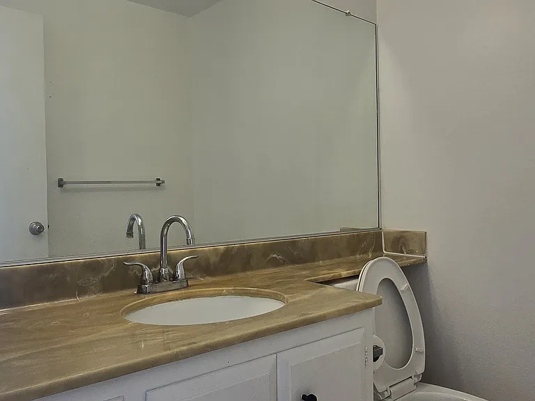 19705 Nicholas Ave — Photo 12