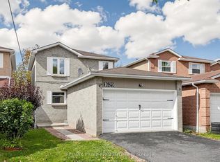 1629 Marshcourt Dr, Pickering, ON L1V 6G8