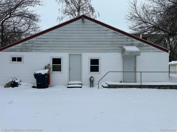 21326 Negaunee St, Southfield, MI 48033