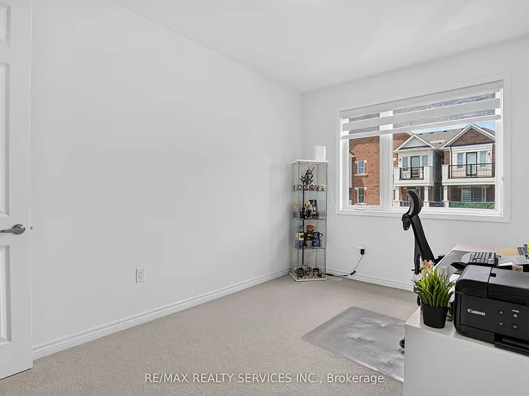 1702 Dance Ct — Photo 44