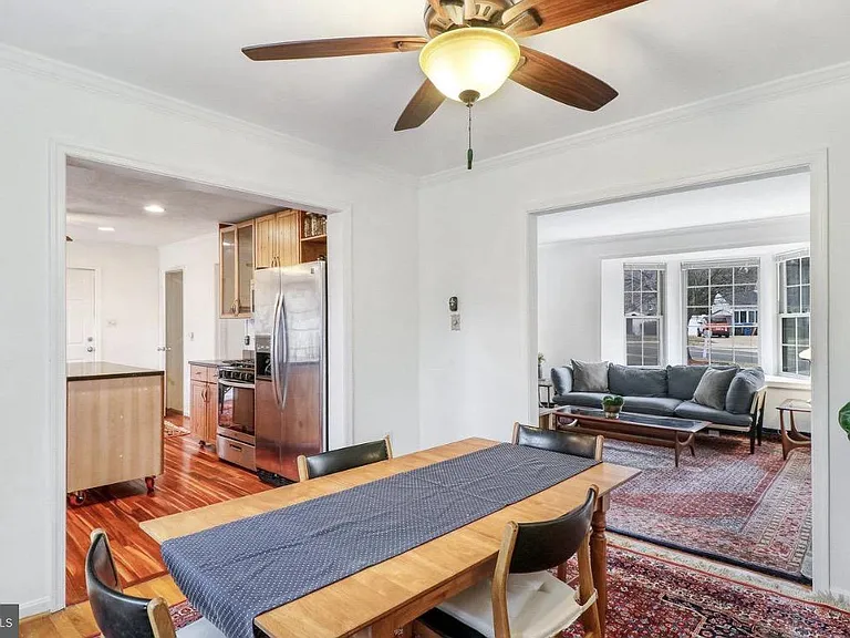 5012 Gainsborough Dr — Photo 6