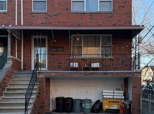 2874 Roberts Avenue, Bronx, NY 10461