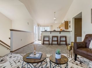 400 S Moonlight Rd APT 12D, Gardner, KS 66030