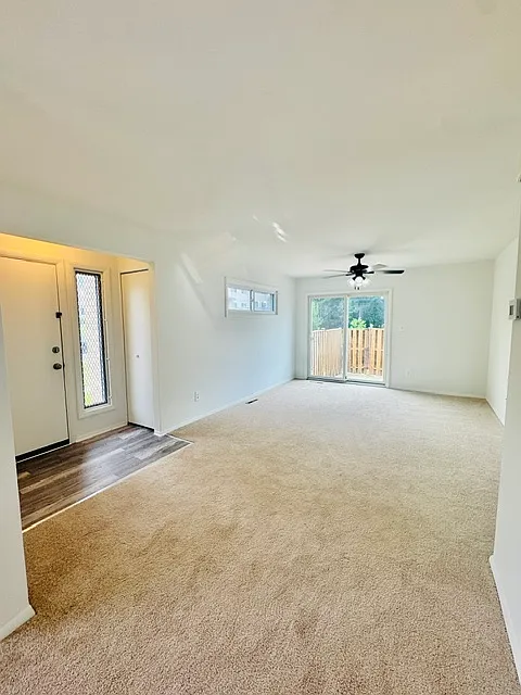 4 bed, 2.5 bath, 2072 sqft, $3,300 — Photo 3