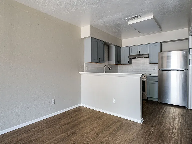 Barrett Apartment Homes — Photo 53