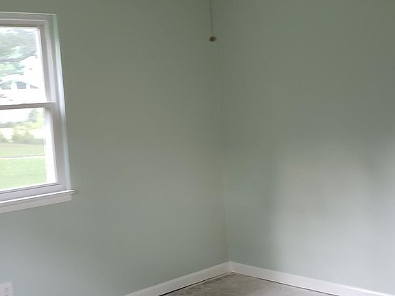 Master Bedroom (new carpet being installed)