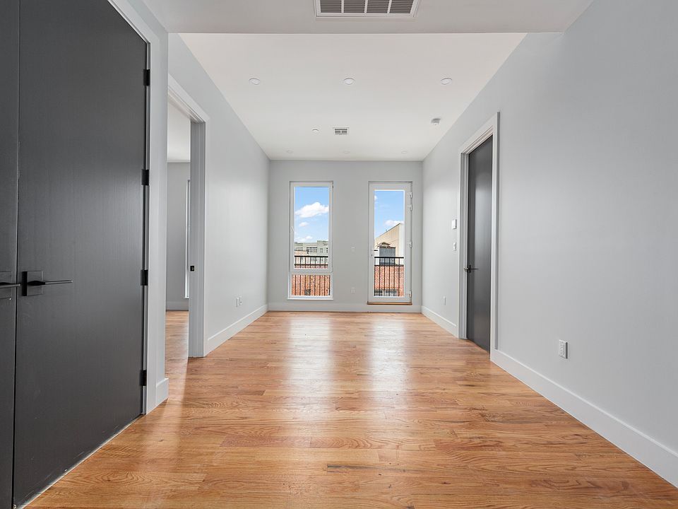 1st image of 169 Knickerbocker Ave #301