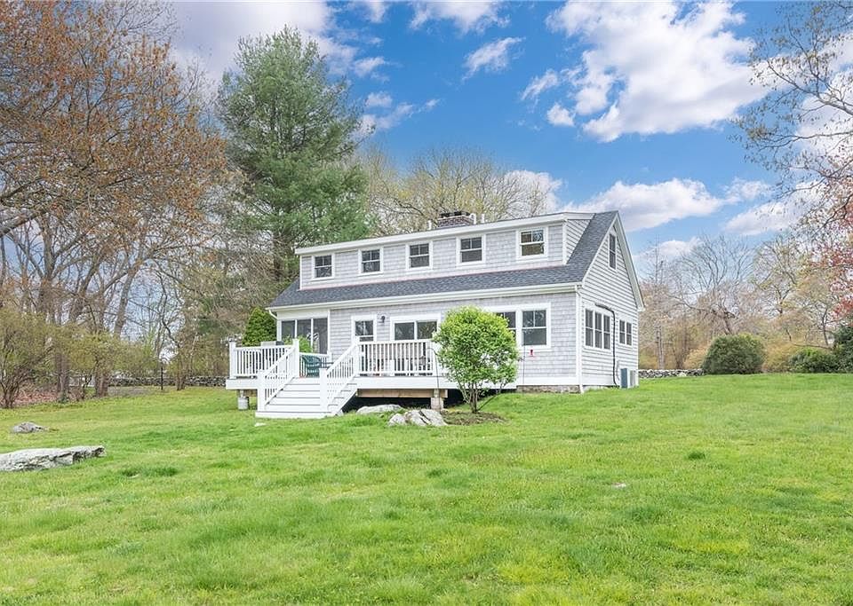 32 Cottrell Rd, Saunderstown, RI 02874 MLS 1334580 Zillow