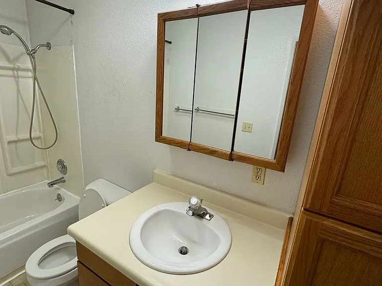 4006 E Steven Dr #18 — Photo 7