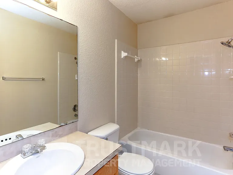 4501 Mattie Dr #B — Photo 12