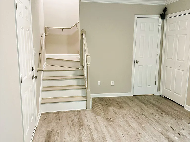 220 Bladen St — Photo 11