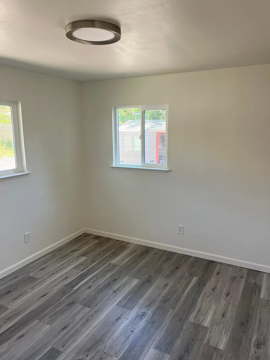 Building Photo - 1010 Grand Ave #1010A