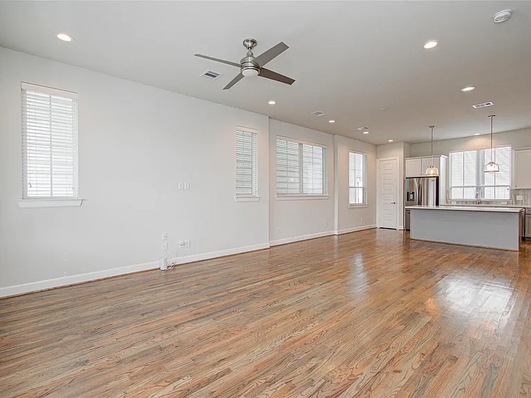 2818 Grand Fountains Dr #B — Photo 14