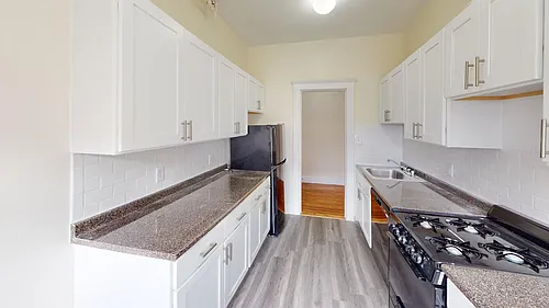 1810 Commonwealth Ave #118 Photo 1