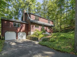 146 Ministerial Dr, Concord, MA 01742