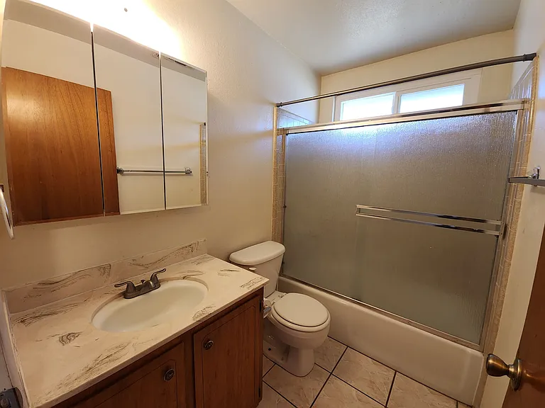 1261 S Jackson St #D — Photo 7