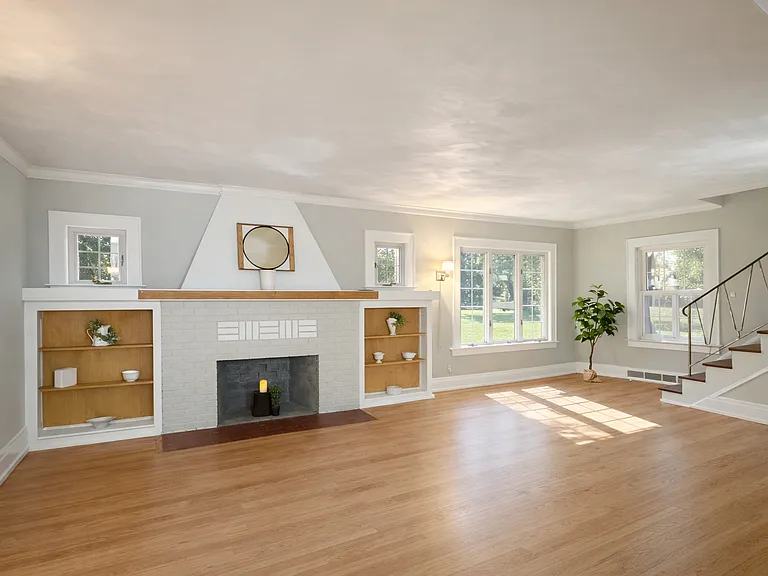 721 Salt Springs Rd — Photo 1