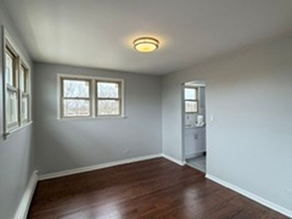3rd image of 8644 Skokie Blvd APT 302