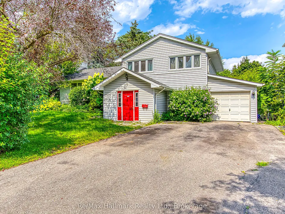 235 Tweedsdale Cres