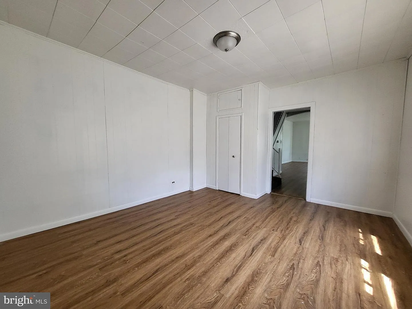 130 Oxford Avenue — Photo 4