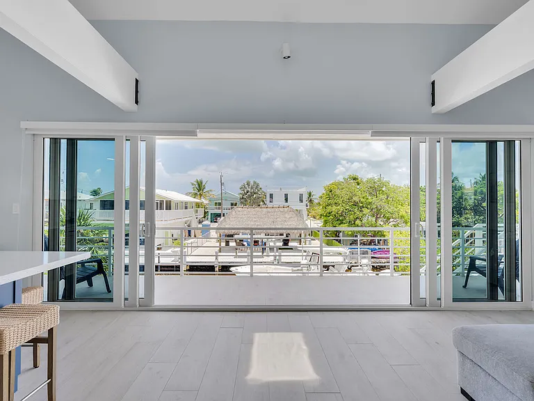 121 Long Key Lake Dr — Photo 13