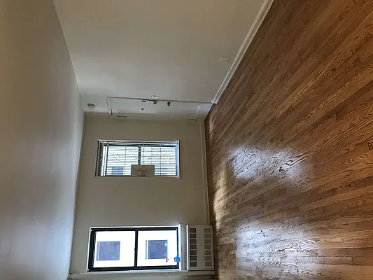 Rented by Compass | media 24