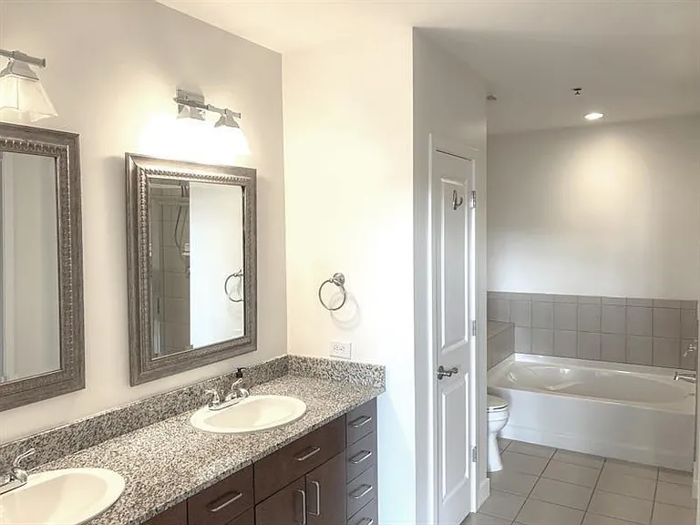 565 Peachtree St NE #1104 — Photo 10