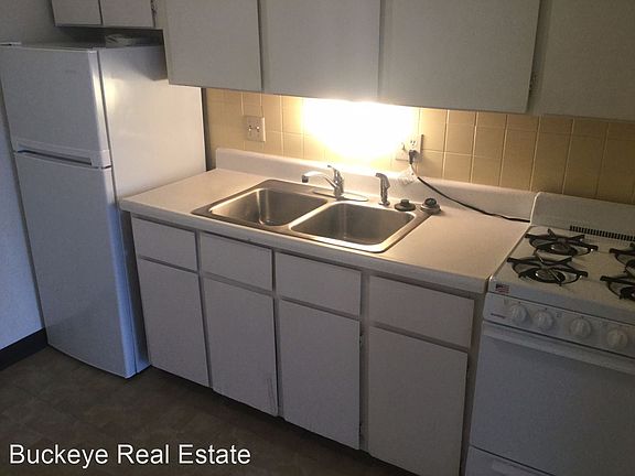 2nd image of 1400 King Ave #20