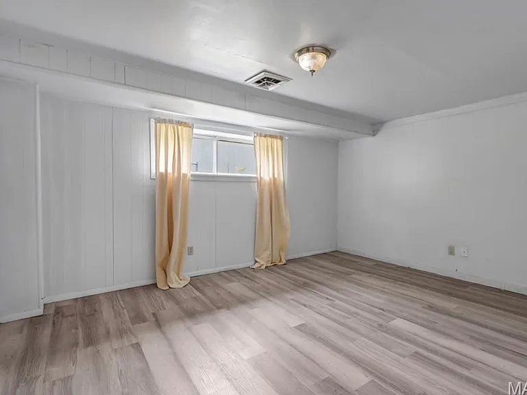 Pepperrell Dr — Photo 17