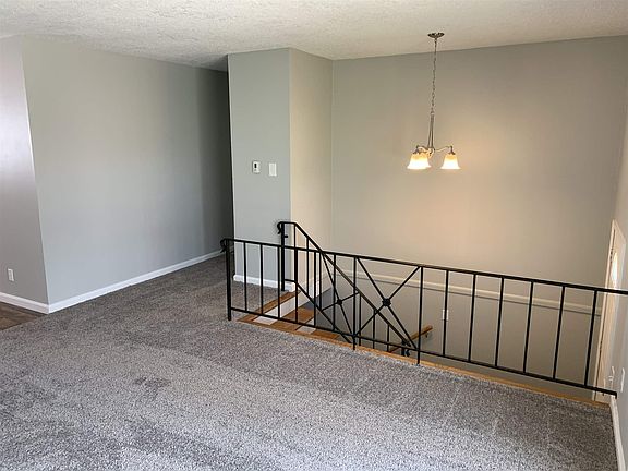 5th image of 1427 Cinnamon Rd