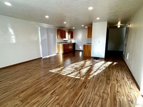 1175 Deerfield Ct #1175