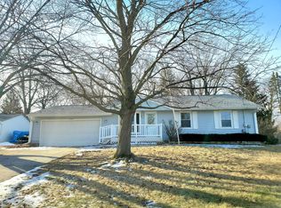 327 Anemone Ave, Palmyra, WI 53156