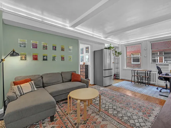 333 East 43rd Street image 1 of 13