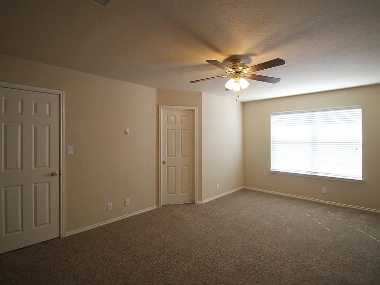 249 Val Verde Dr — Photo 10