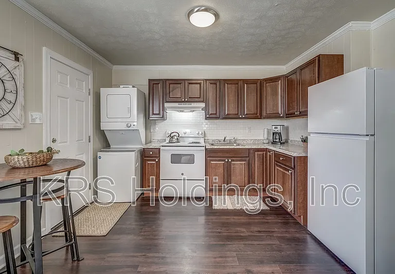 3136 Parkdale Rd #3136 — Photo 4