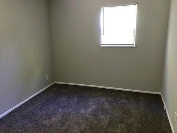5th image of 4027 Alsace Ct