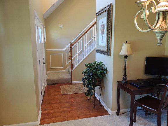 5th image of 309 Morehead Dr