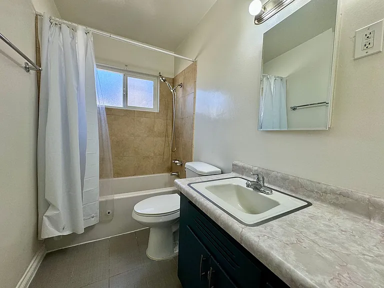 13514 Rye St #5 — Photo 7