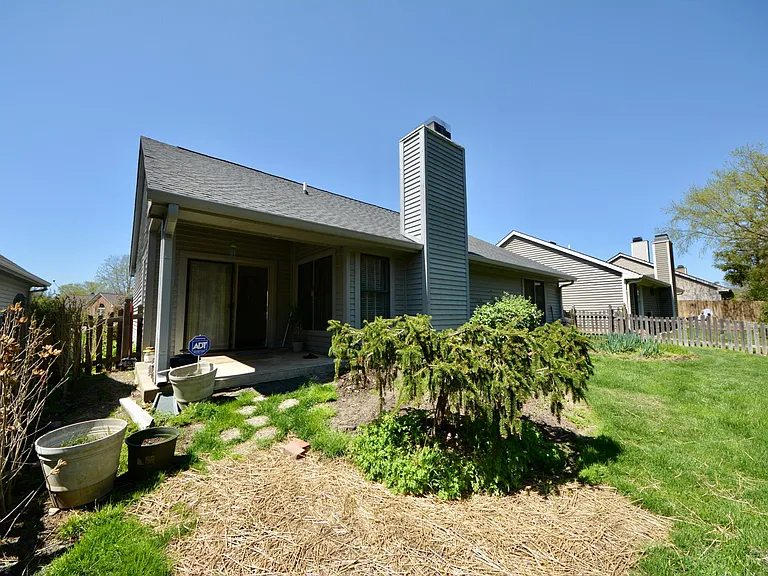 7749 Chesapeake Dr E — Photo 21