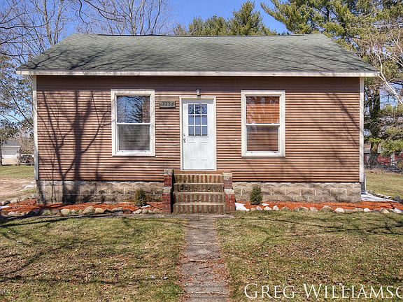 2nd image of 12258 Crockery Creek Dr
